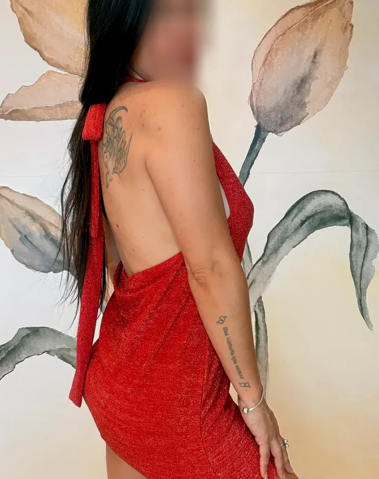 Elif, 30