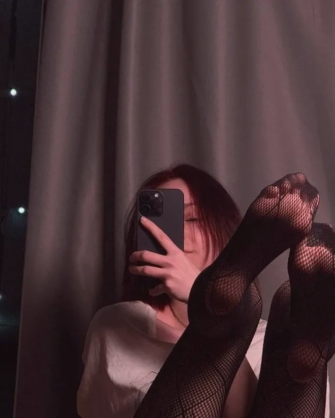 Emily, 22