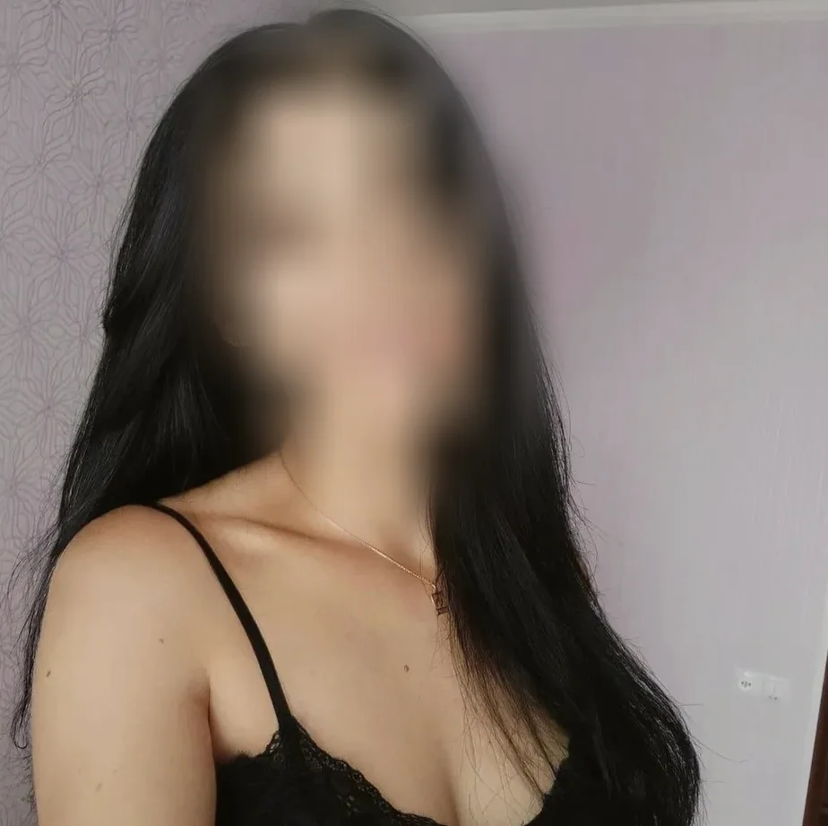 Kim, 29