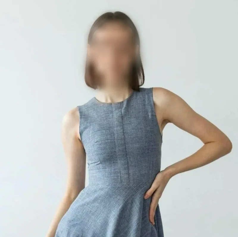 Leonie, 22