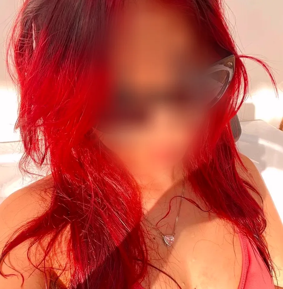 Michelle, 19