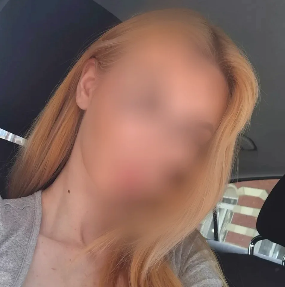 Mira, 20
