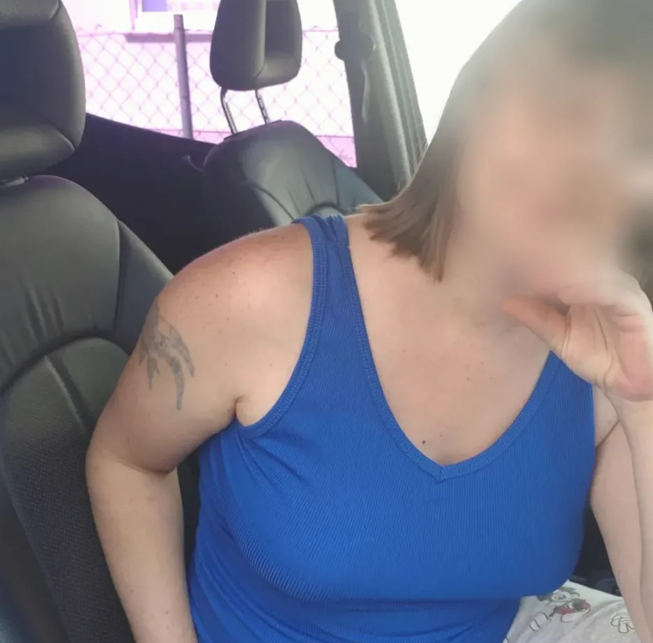 Neele, 39