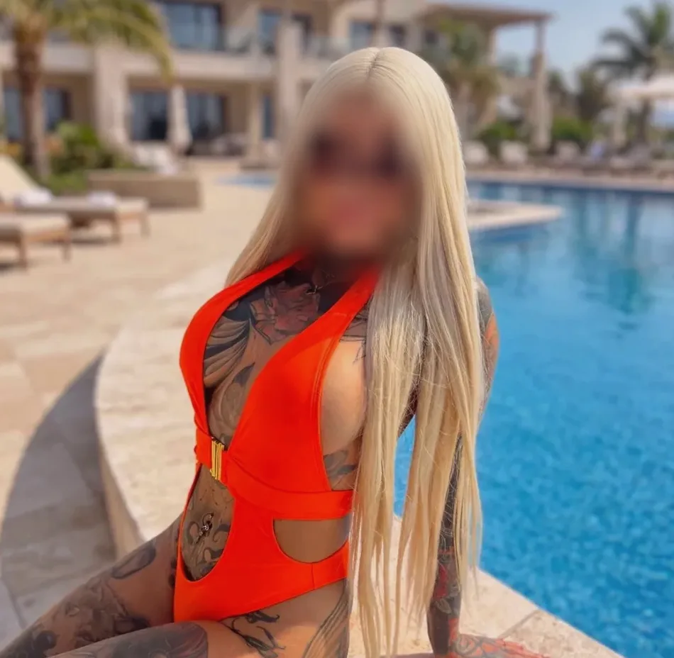 Ramona, 26
