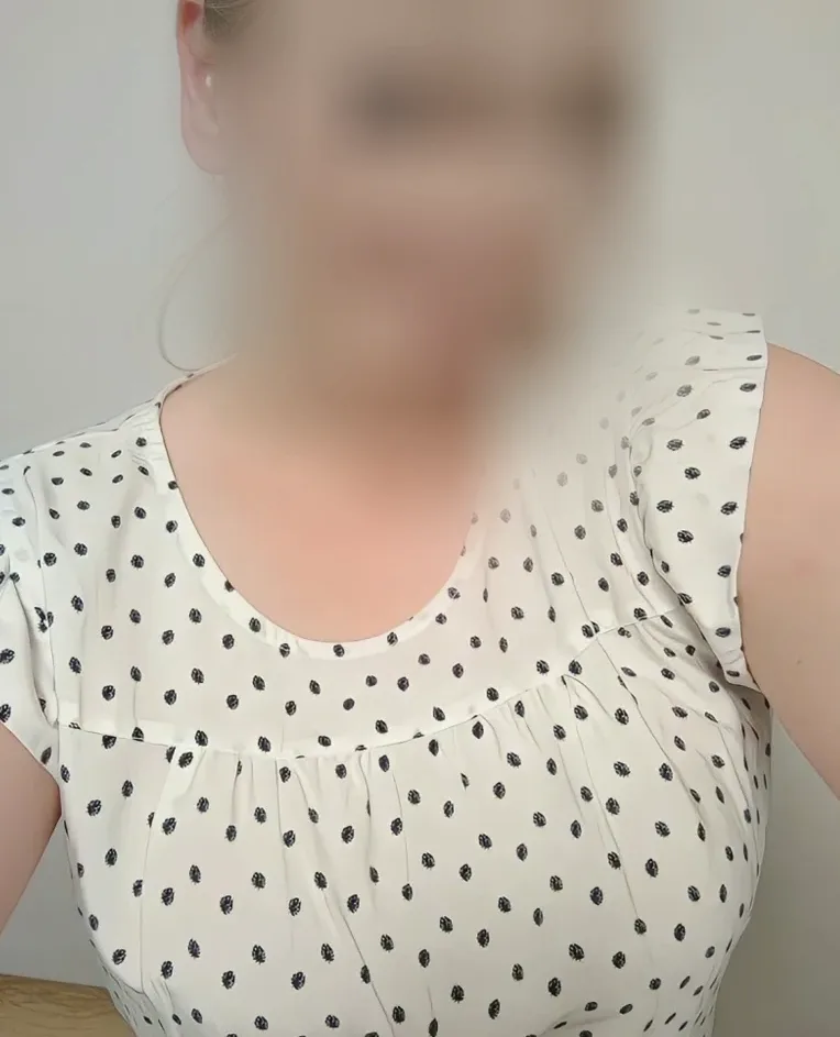 Romy, 21