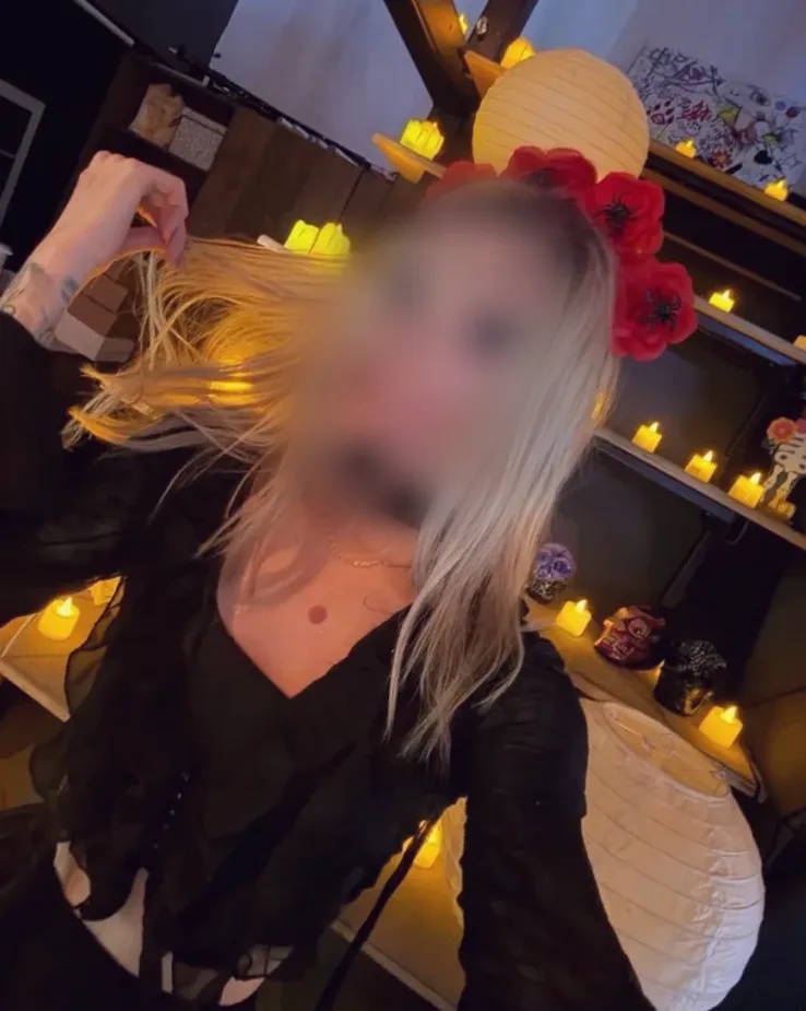 Tanja, 34